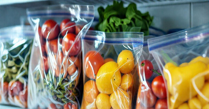 Sacos plásticos com fechamento zip lock: Praticidade